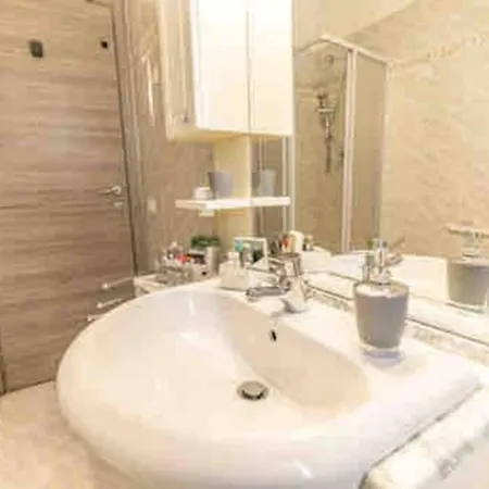 La Casina Di Nello Apartment
